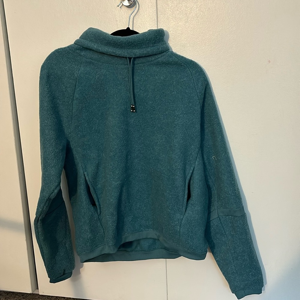 Nike sweater
